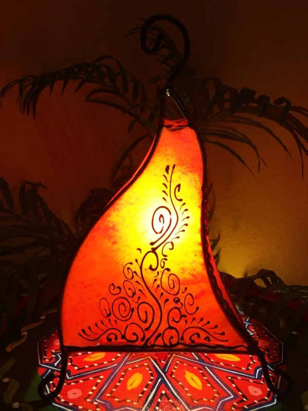 Märchenhafte, orientalische Tischlampe